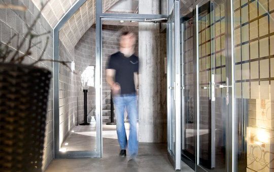 瑞可达 DFA 127 FULL POWER – automatic drive system for swing doors