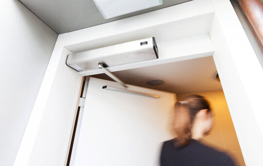 瑞可达 DFA 127 FULL POWER – automatic drive system for swing doors