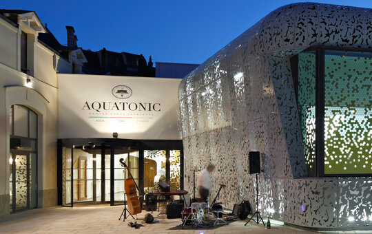 瑞可达 K 31 – three-leaf revolving door